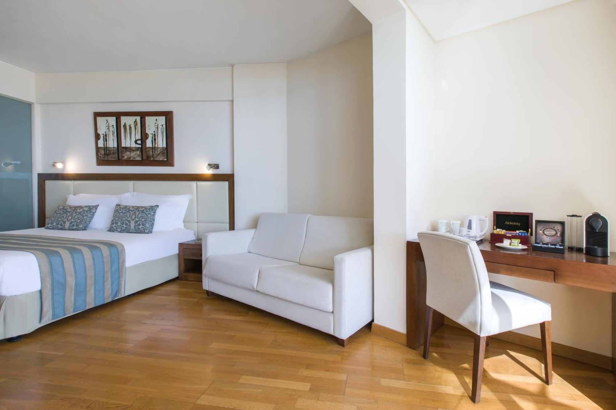 Golden Bay Resort Larnaca