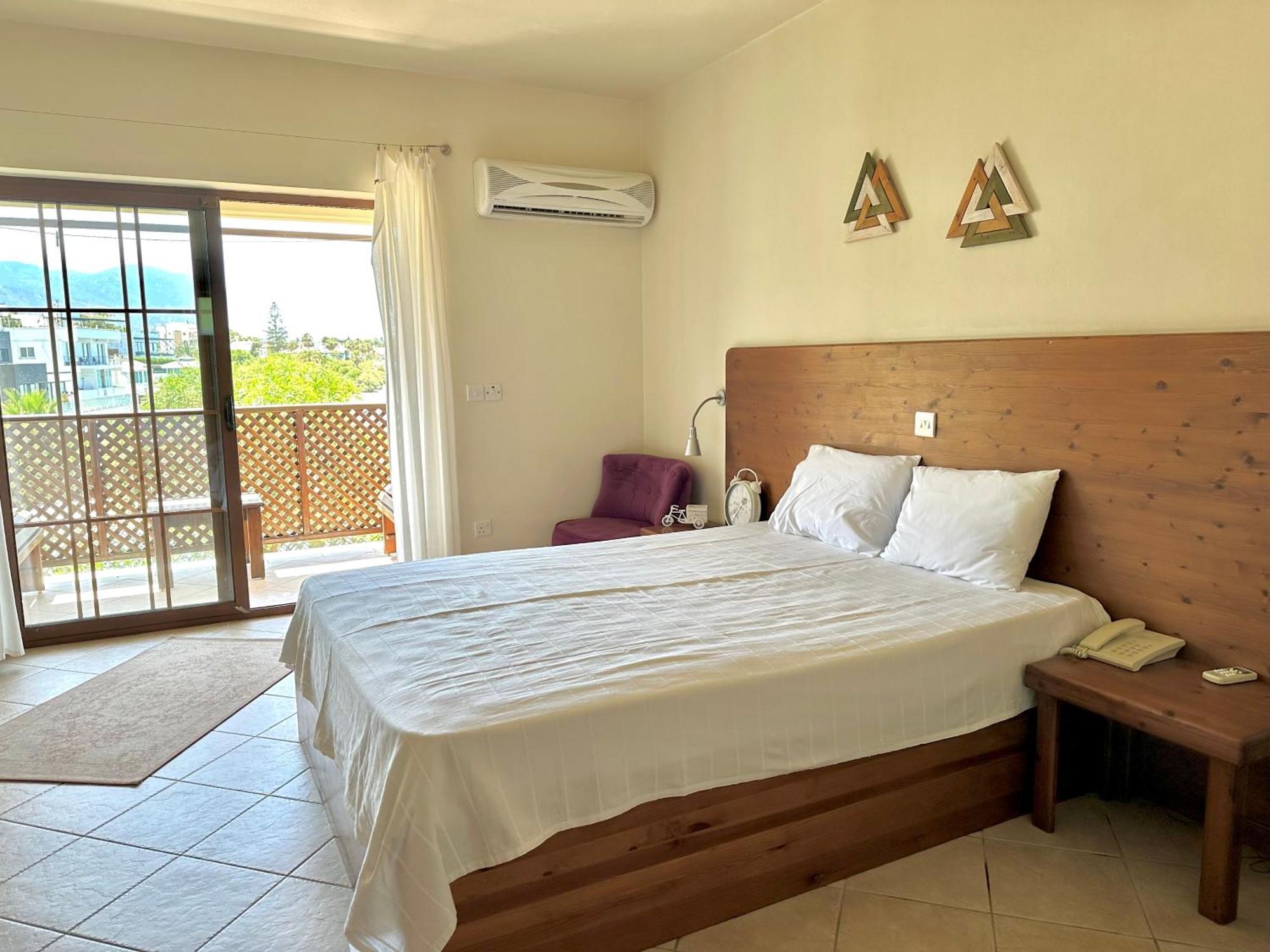 Resort Riviera Beach Kyrenia (Northern Cyprus)