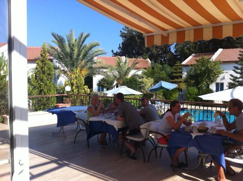 Hotel The & 3*