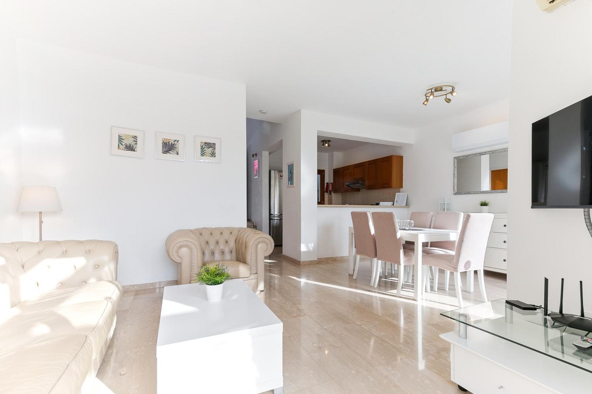 2 Bedroom Kornos With Private Pool And Golf Views, Aphrodite Hills * Kouklia