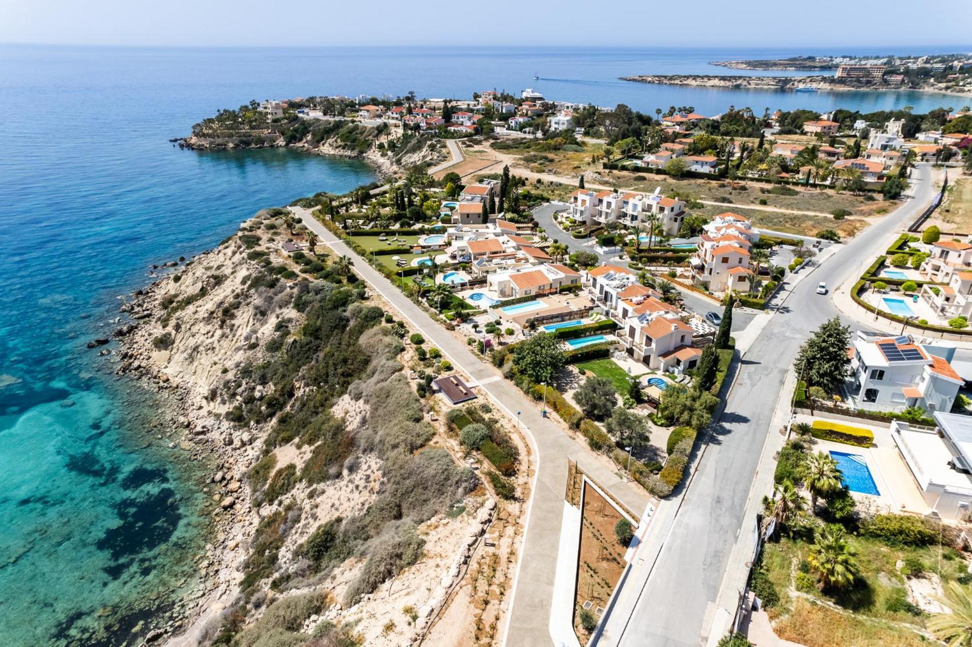 Villa Demiana By Ezoria *