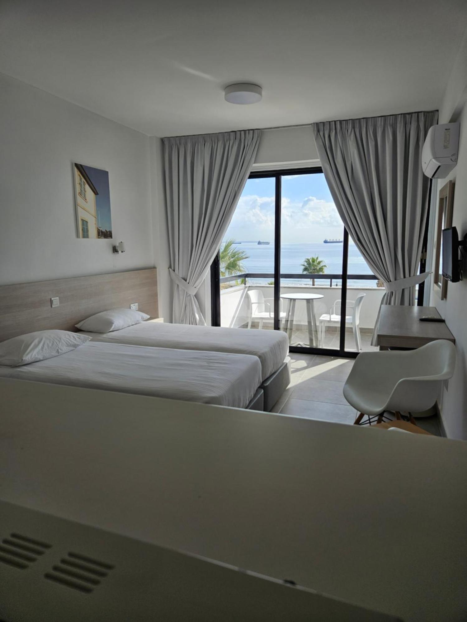 Les Palmiers Sunorama Apartment