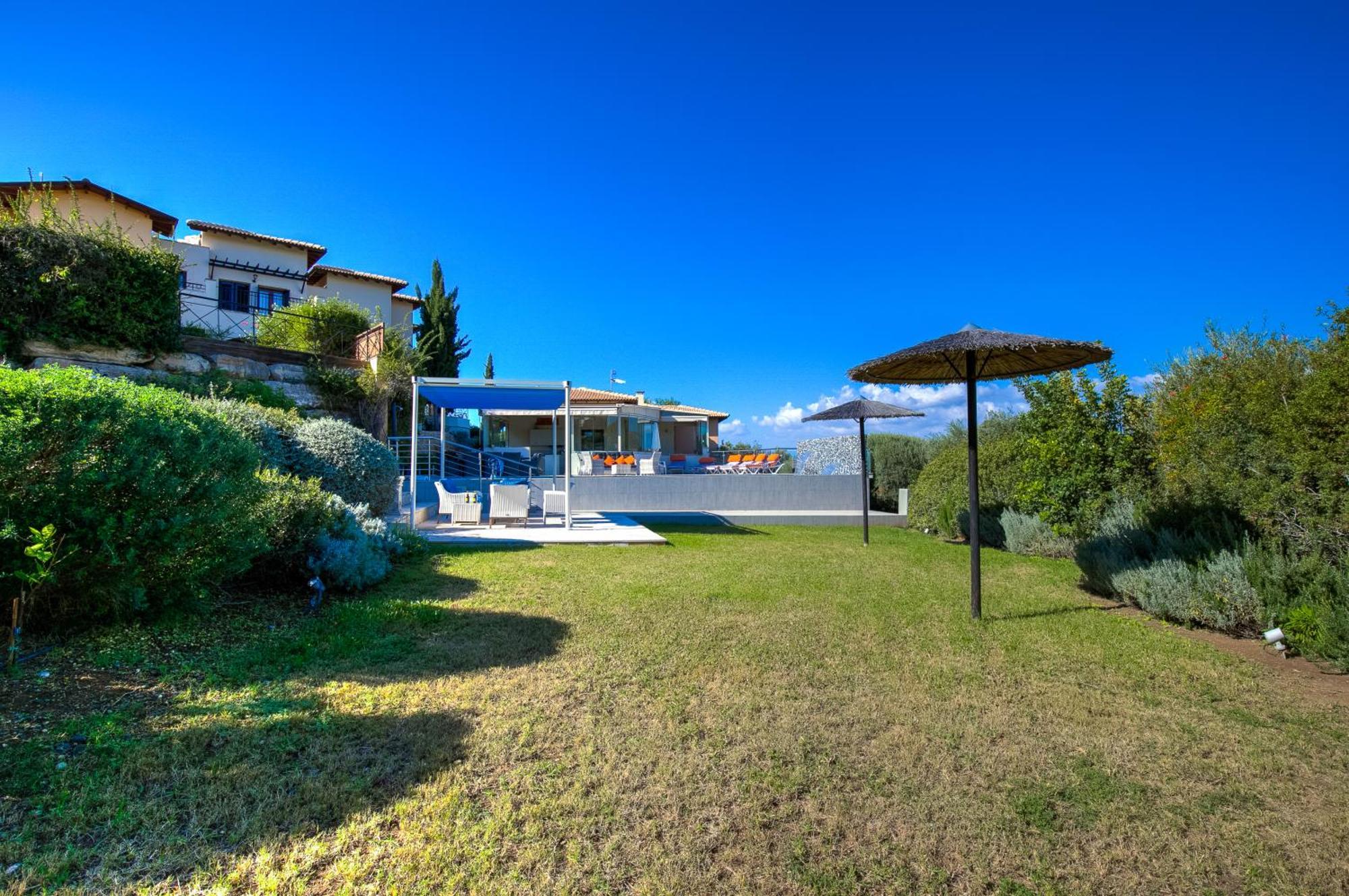 Villa 3 Bedroom Eleyjo With Stunning Private Pool, Aphrodite Hills