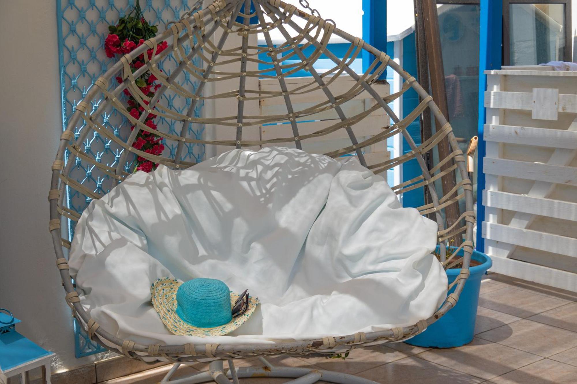 Greek Island Style 2 Bedroom With Pool Next To The Sea Pousada