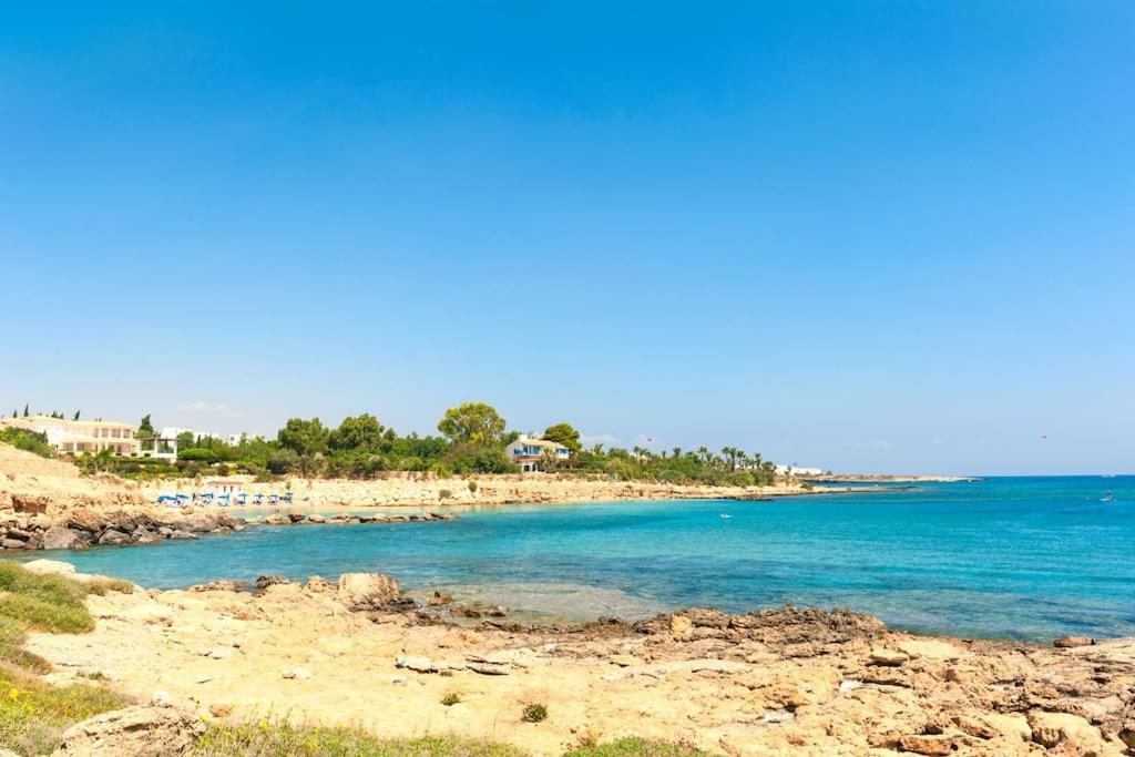 Cypriana * Protaras