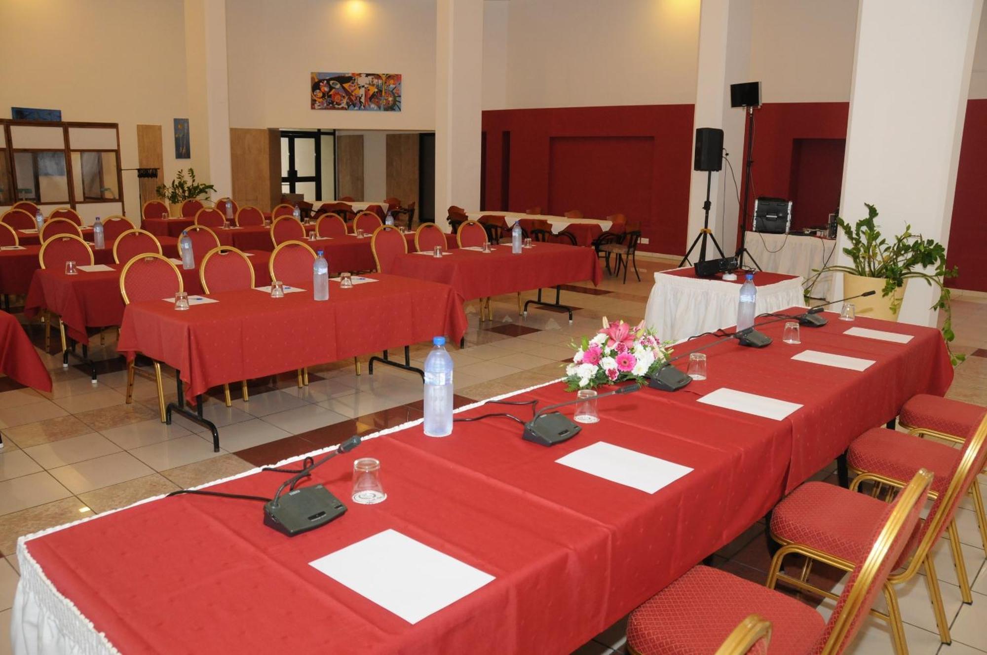 Aparthotel Atrium Zenon Larnaca
