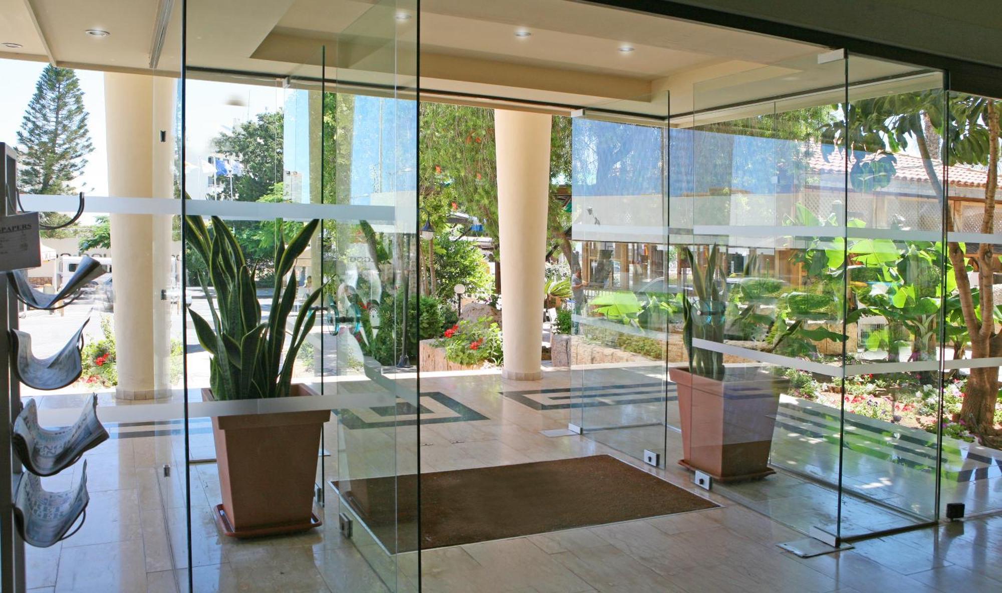 Aparthotel Alva 3*