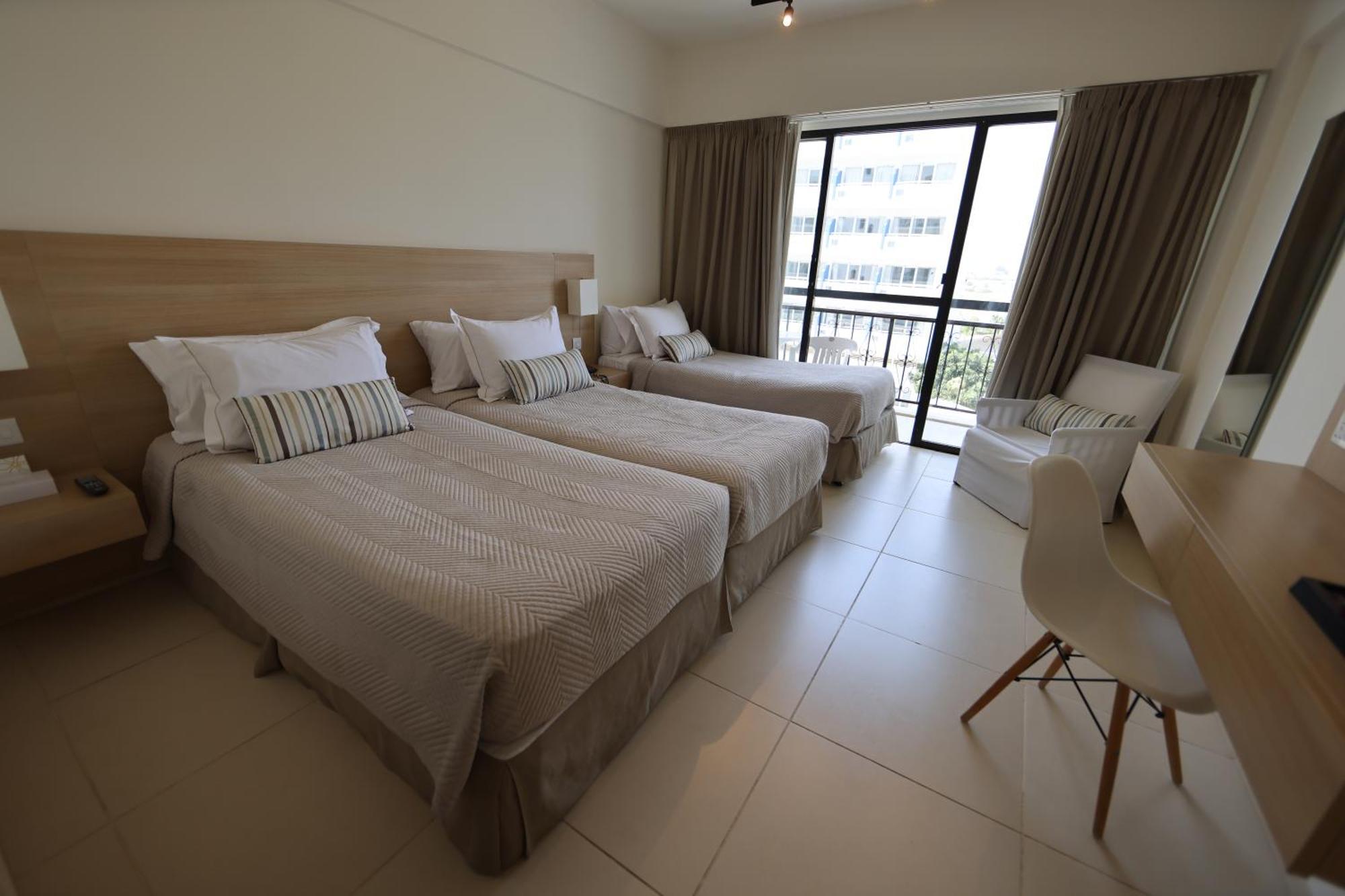 Sandy & - Ex Sentido Hotel Larnaca