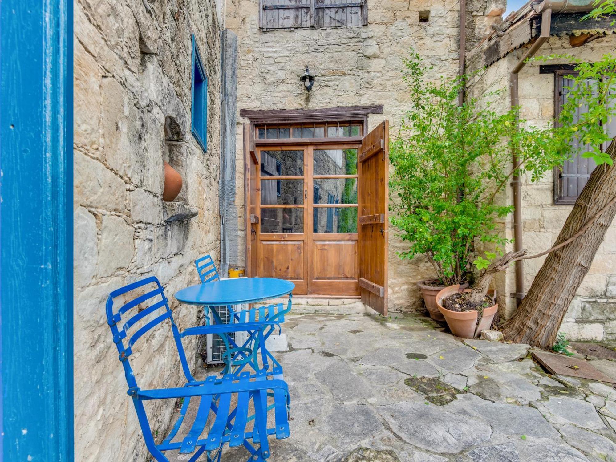Cornaro House * Arsos