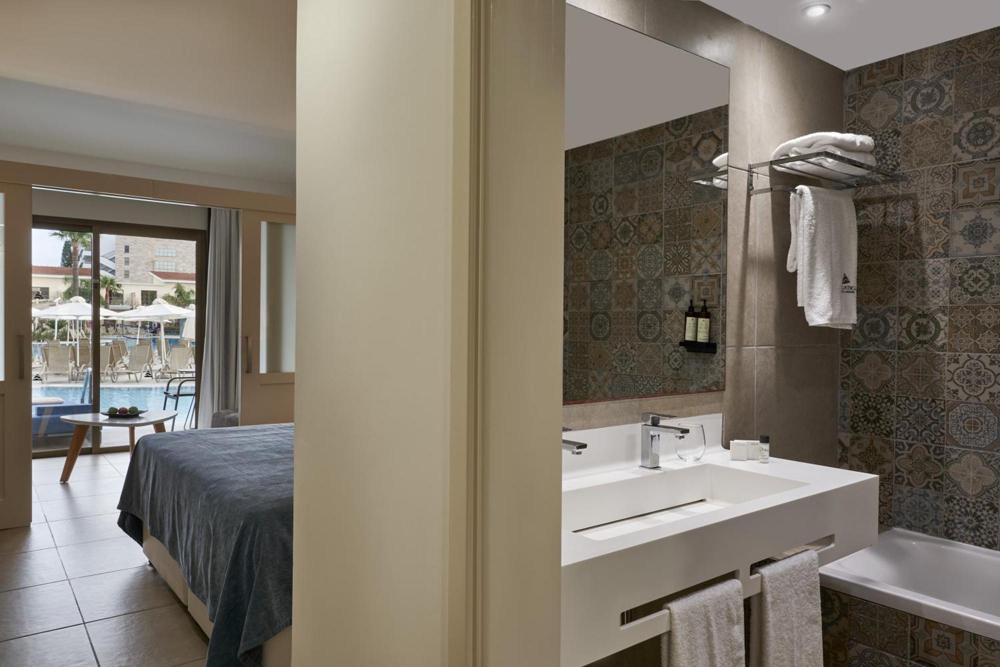 Atlantica Aeneas 5* Ayia Napa