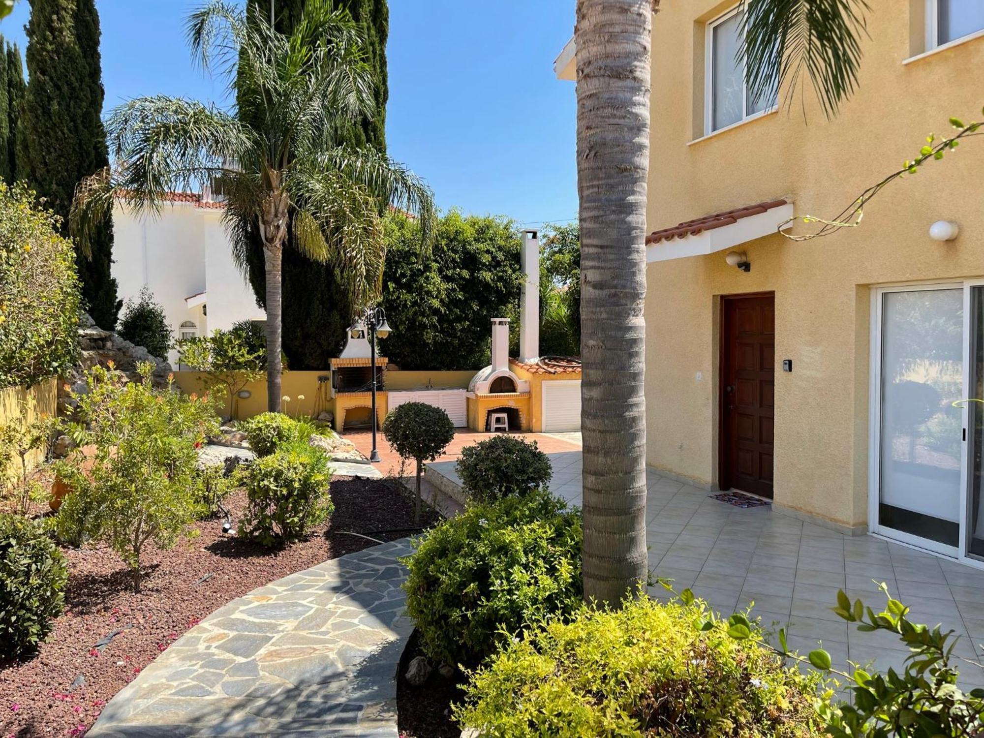 Coral Bay New Furnished Private With Pool Villa