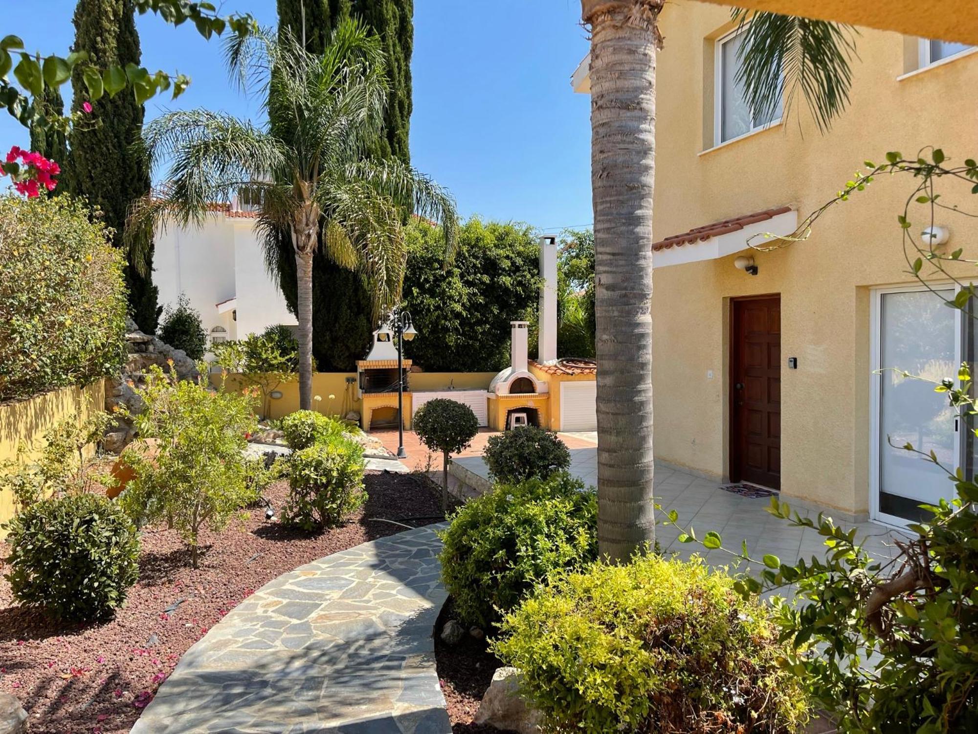 Villa Coral Bay New Furnished Private With Pool