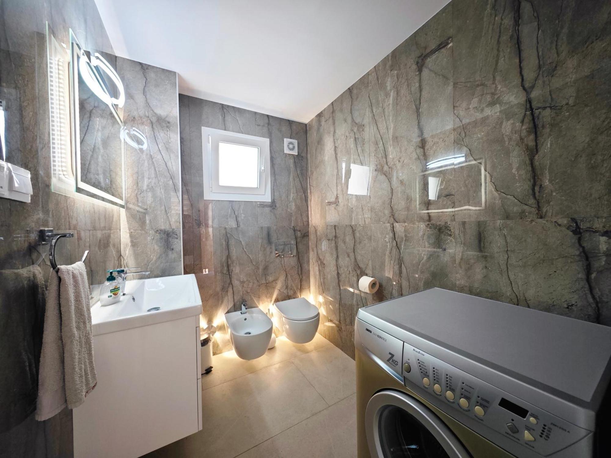 Sunresidence *