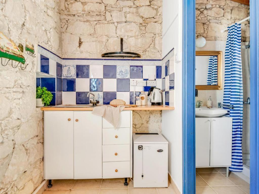 Cornaro House * Arsos