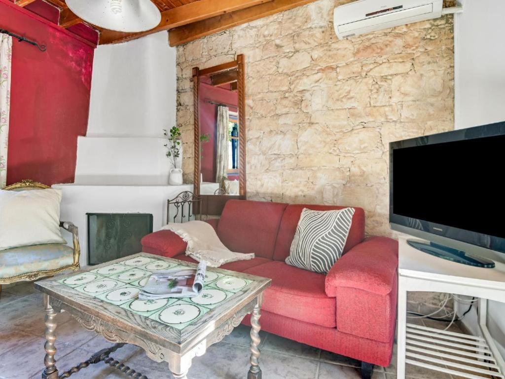 Cornaro House Arsos