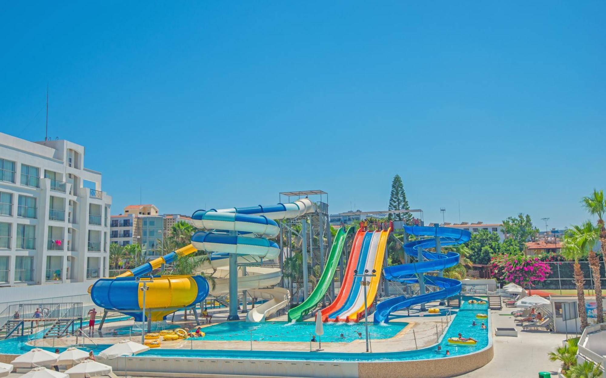 Anastasia Splash Residences Aparthotel