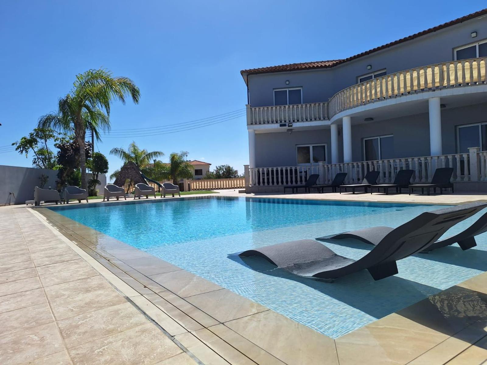 Villa Grand Lynn Seaview Agia Napa