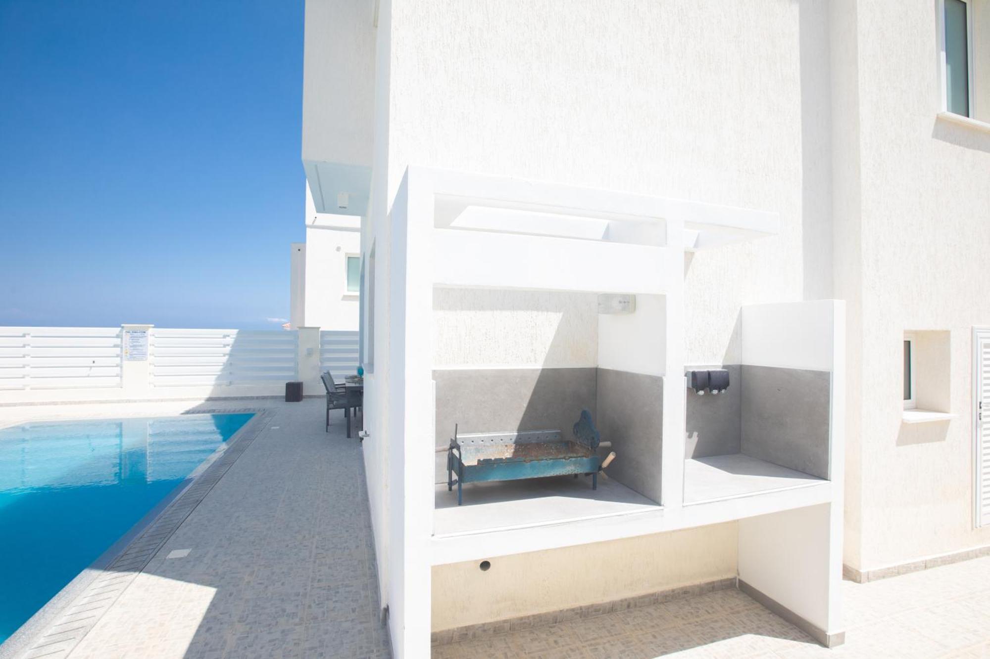 Romeo & Juliet Protaras