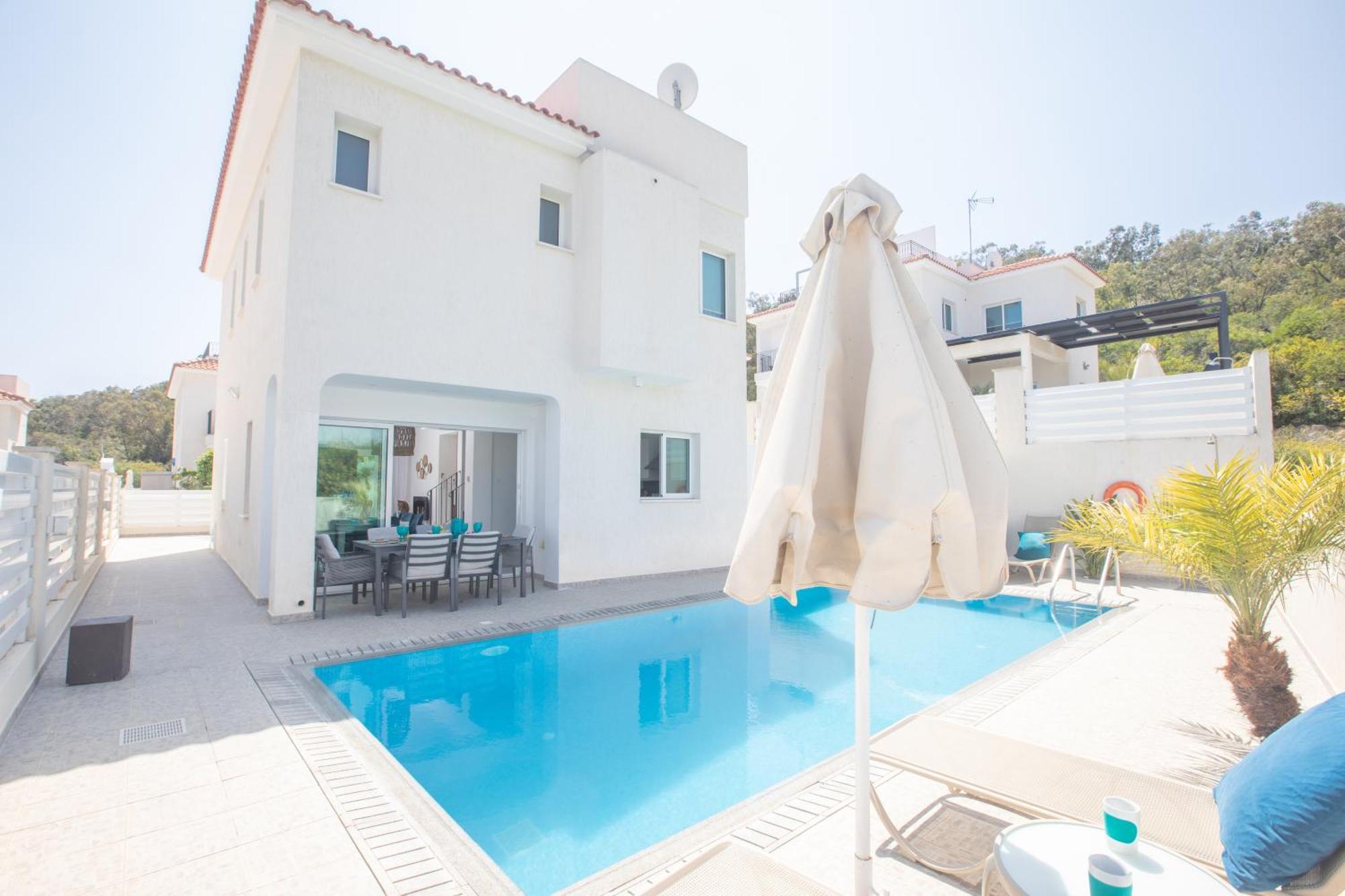 Romeo & Juliet Villa