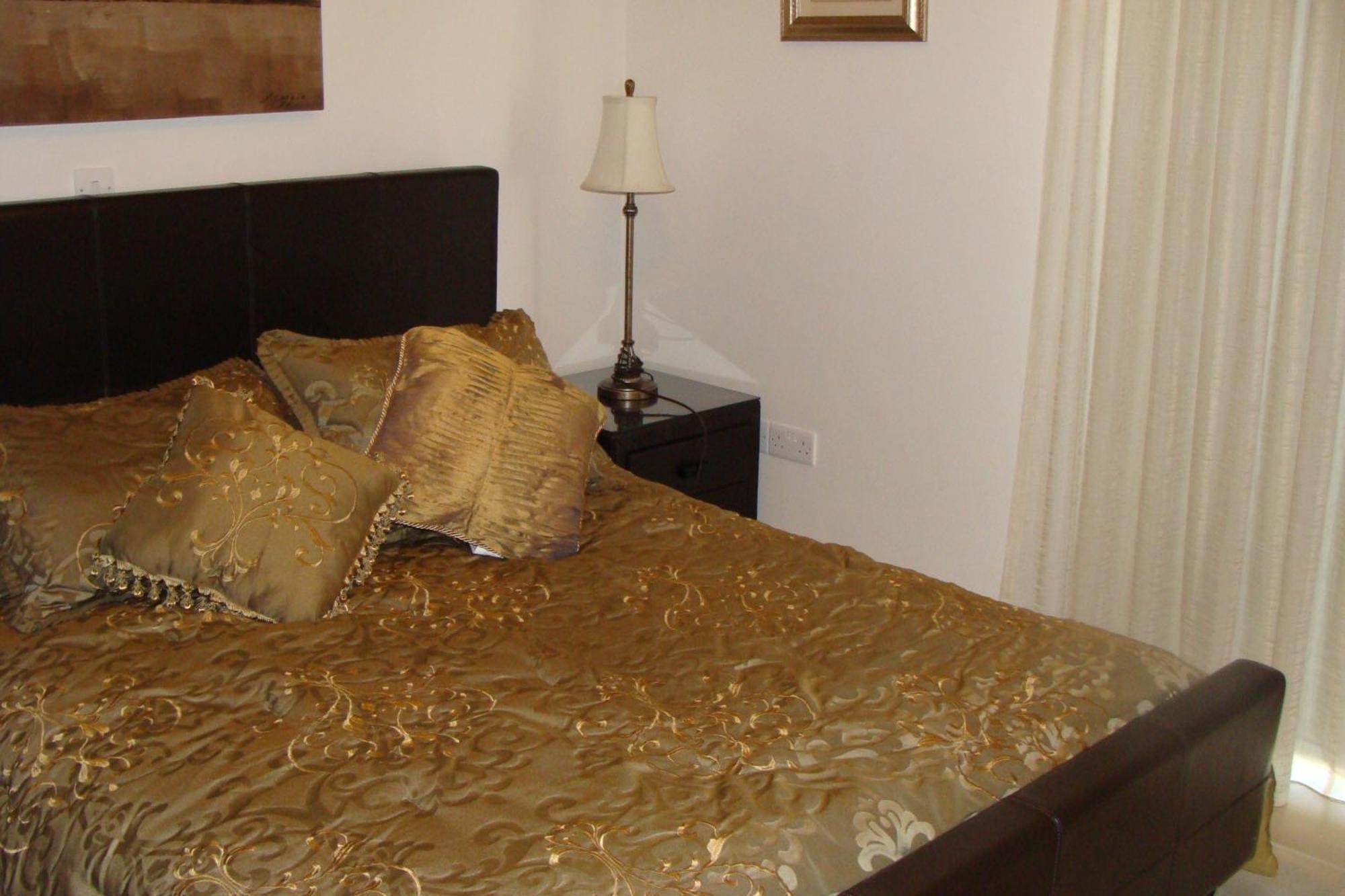 Polyxenia Isaak Luxury And Apartment