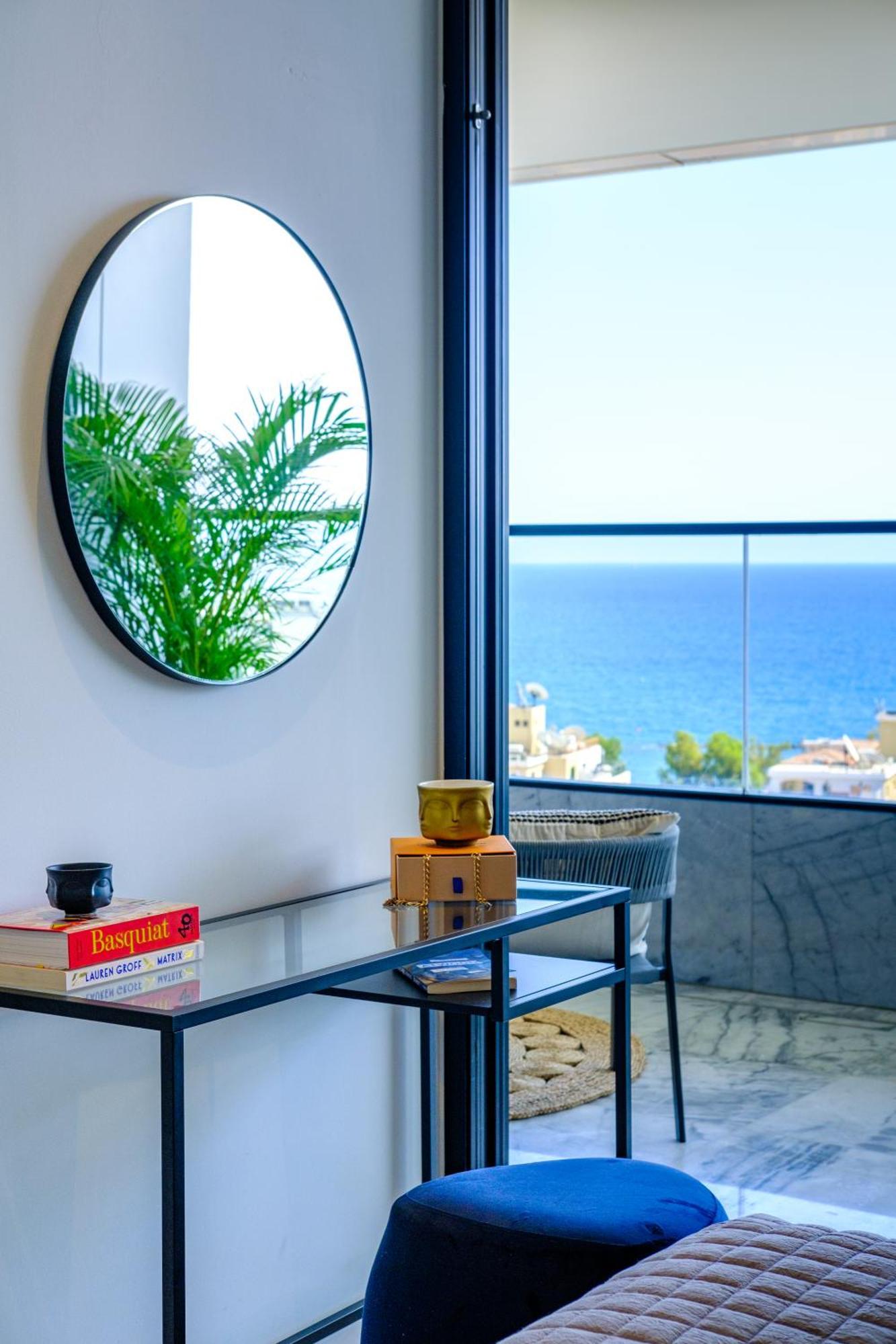 The Icon Apartment *