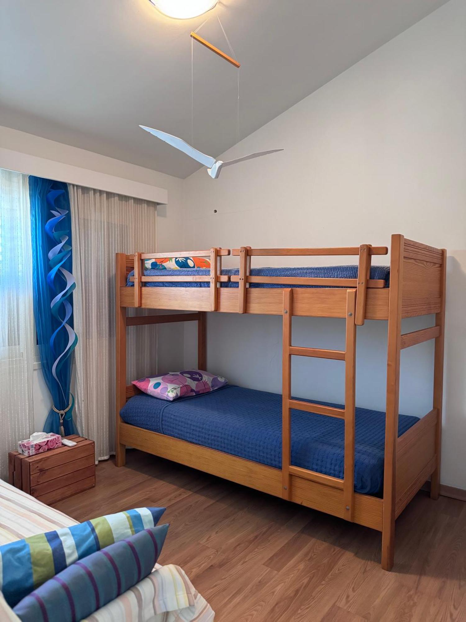 Searenity Seafront House - 50m From The Holiday home