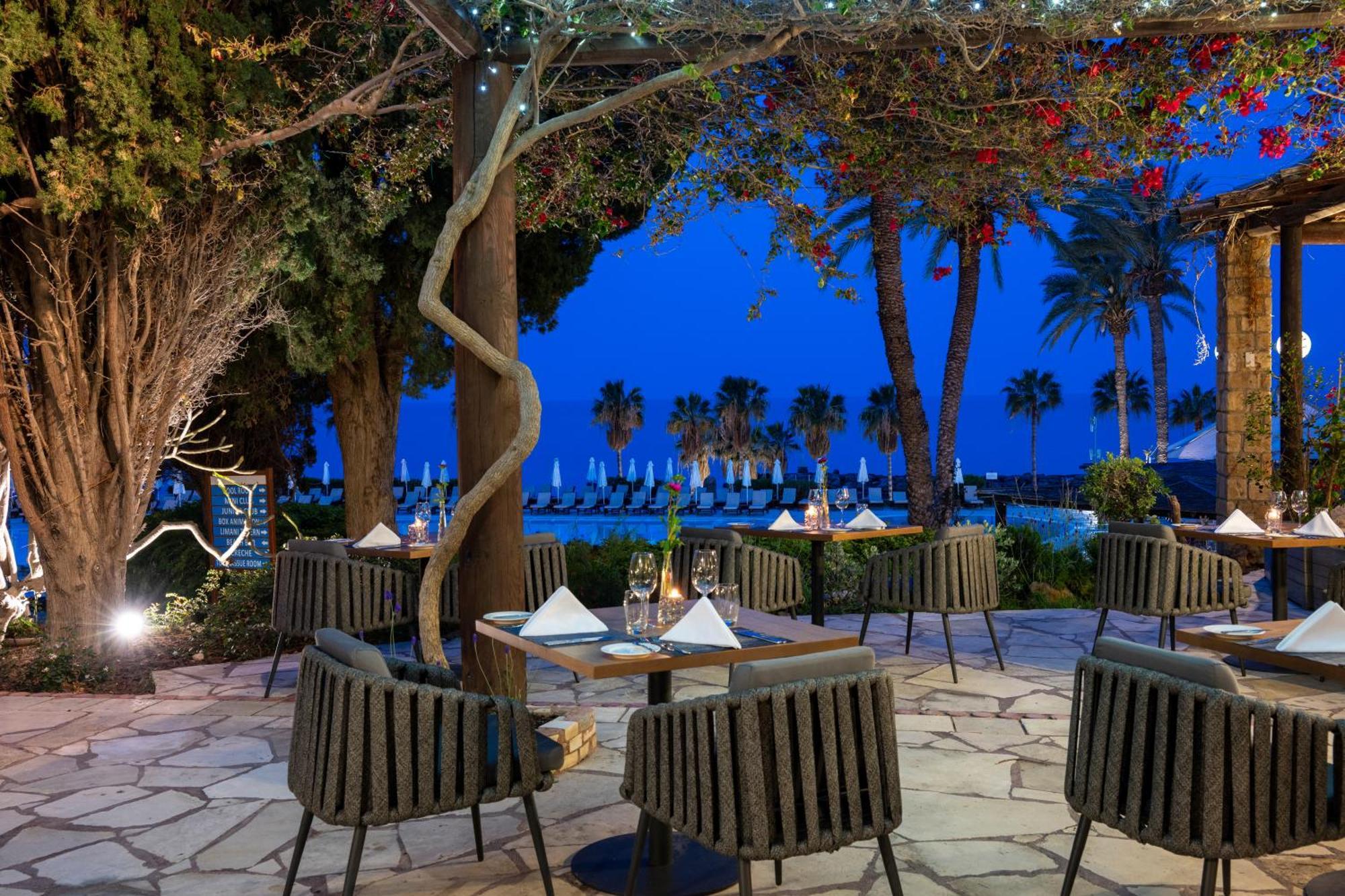 Coral & Cyprus Hotel Coral Bay