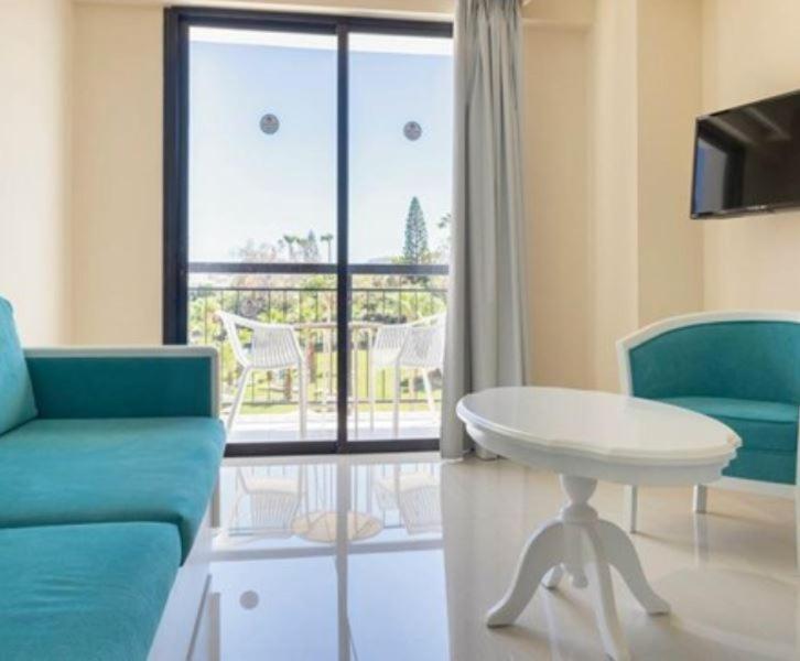 Aparthotel Anastasia Splash Residences