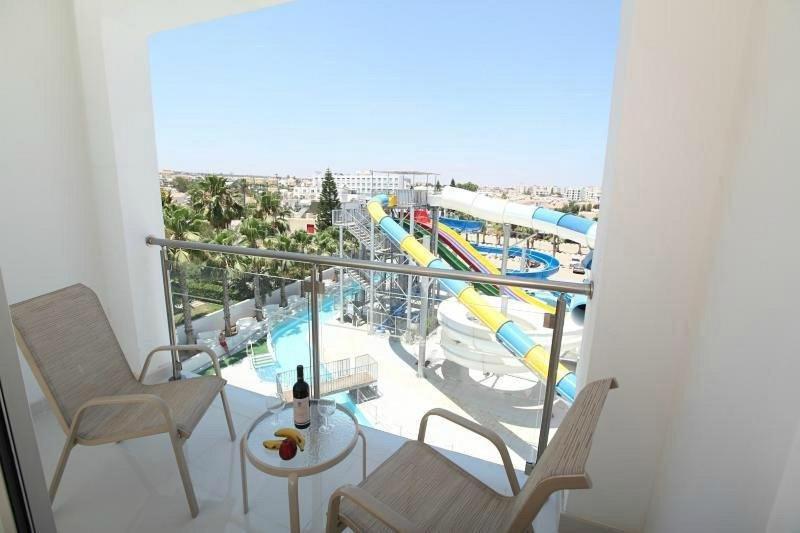 Anastasia Splash Residences