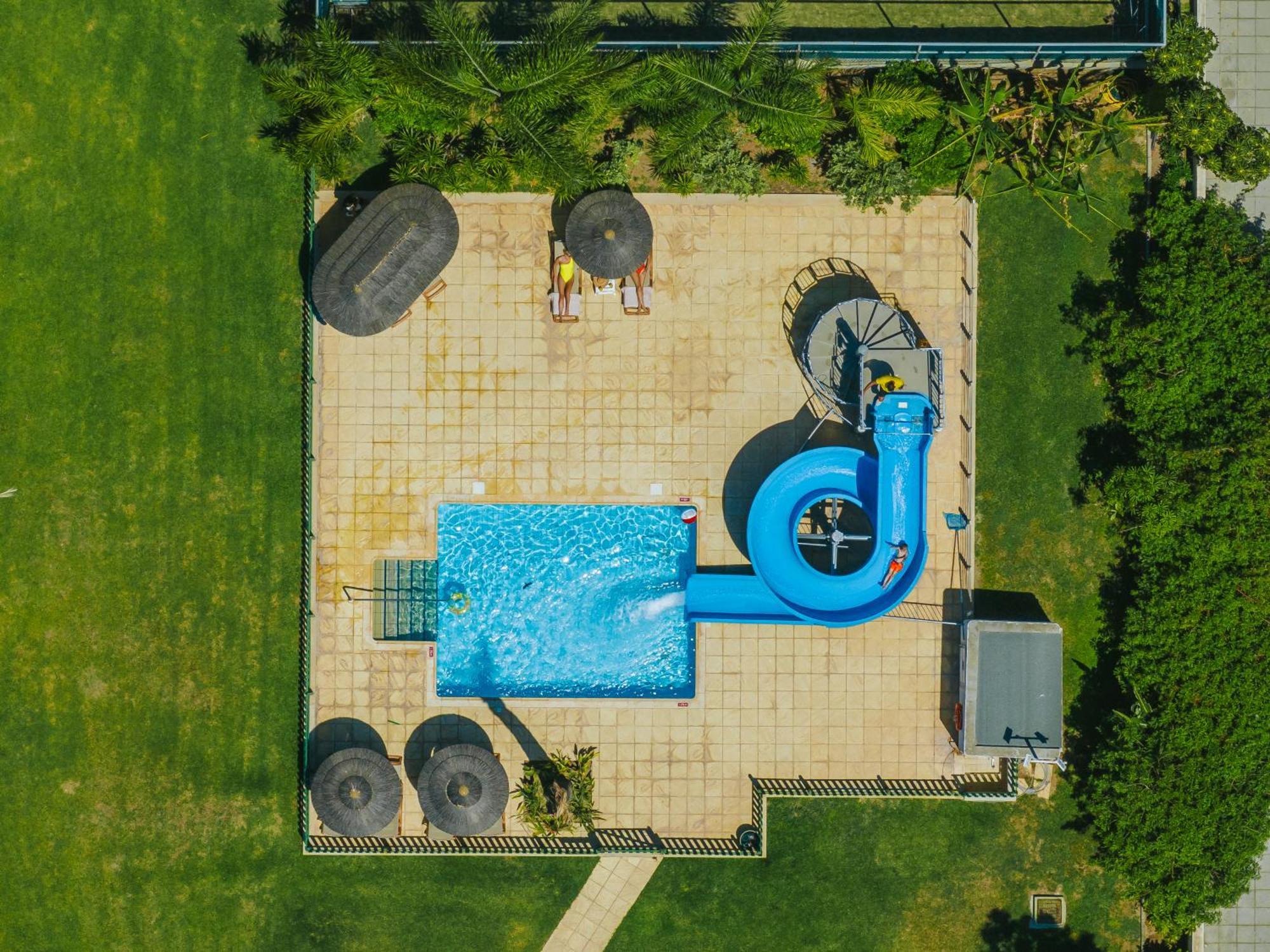 Golden Bay Resort Larnaca