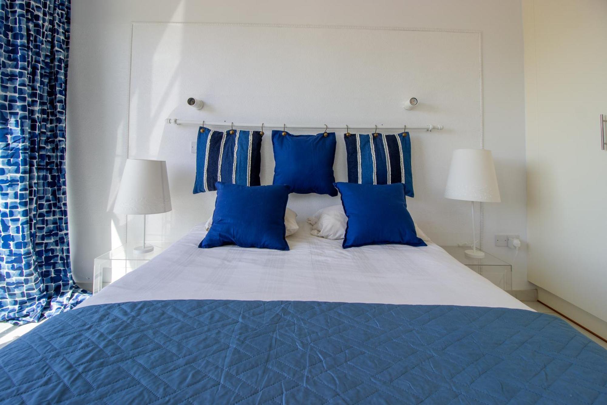 Seafront Stylish Apt, Apartamento