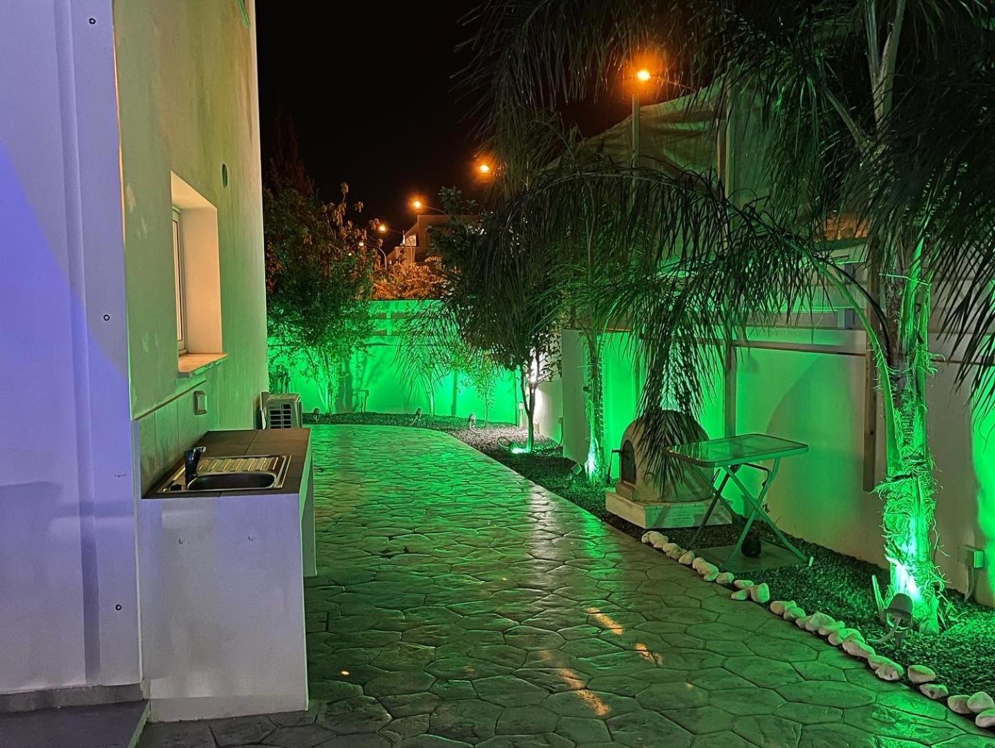 Kolibri- Mythical Sands Villa Paralimni