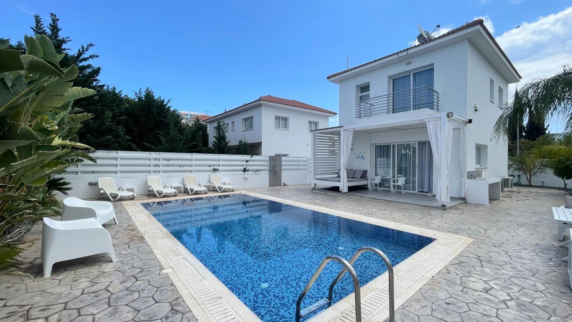 Kolibri- Mythical Sands Villa Paralimni