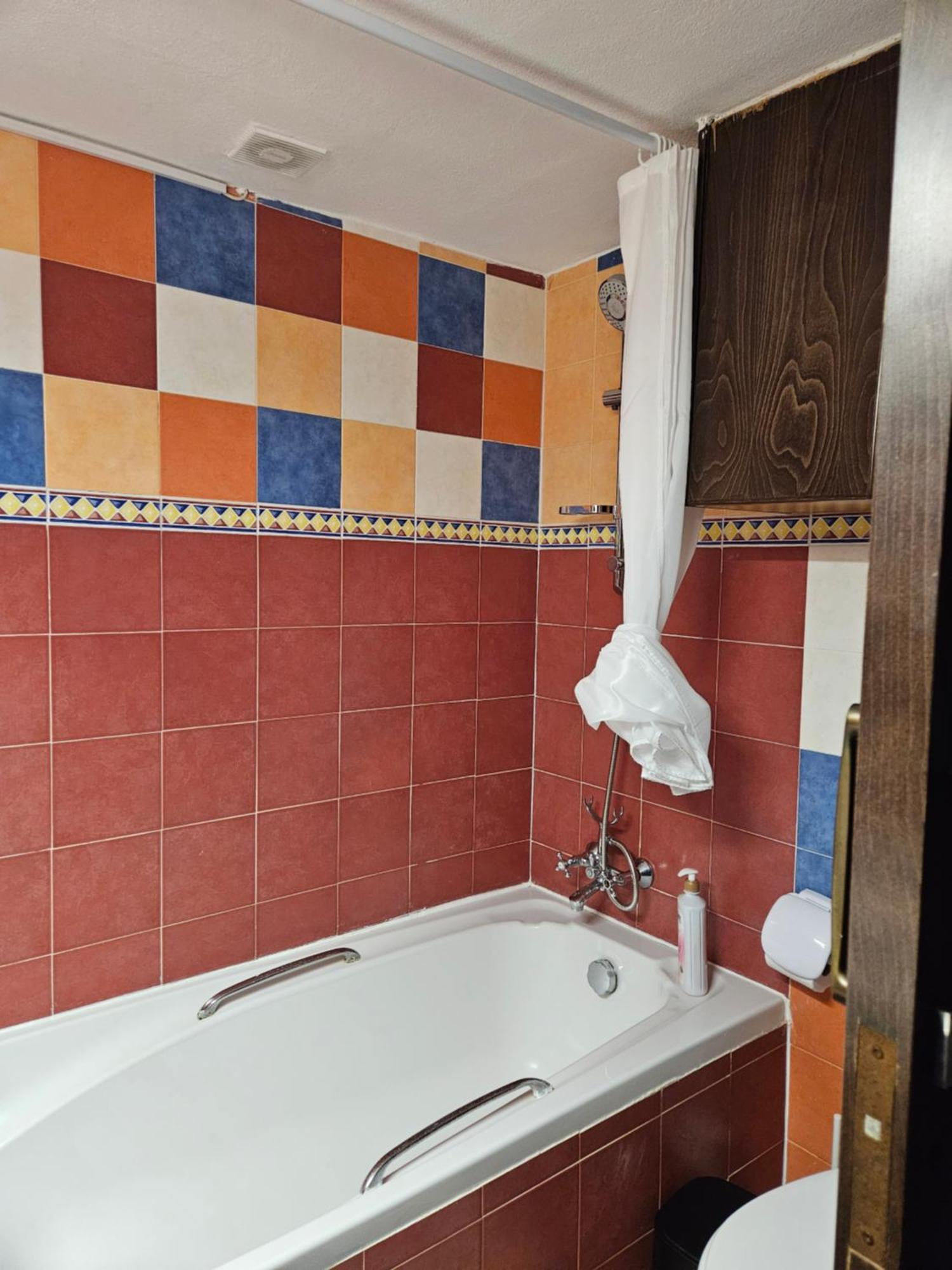 Beach House At Seafront Vakantiehuis *