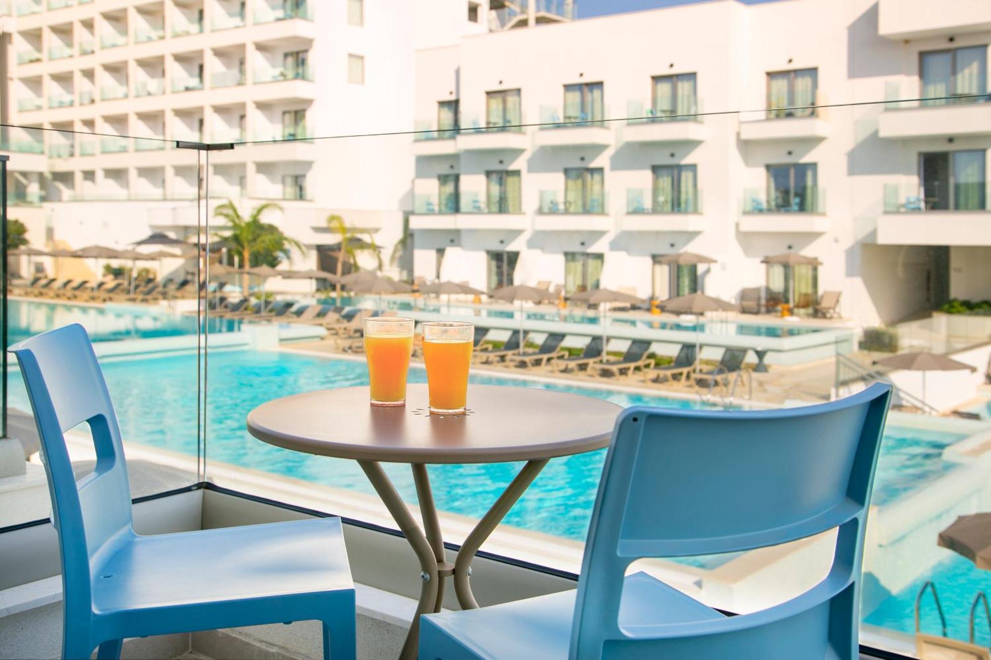 Atlantica Aqua Blue Hotel 4*