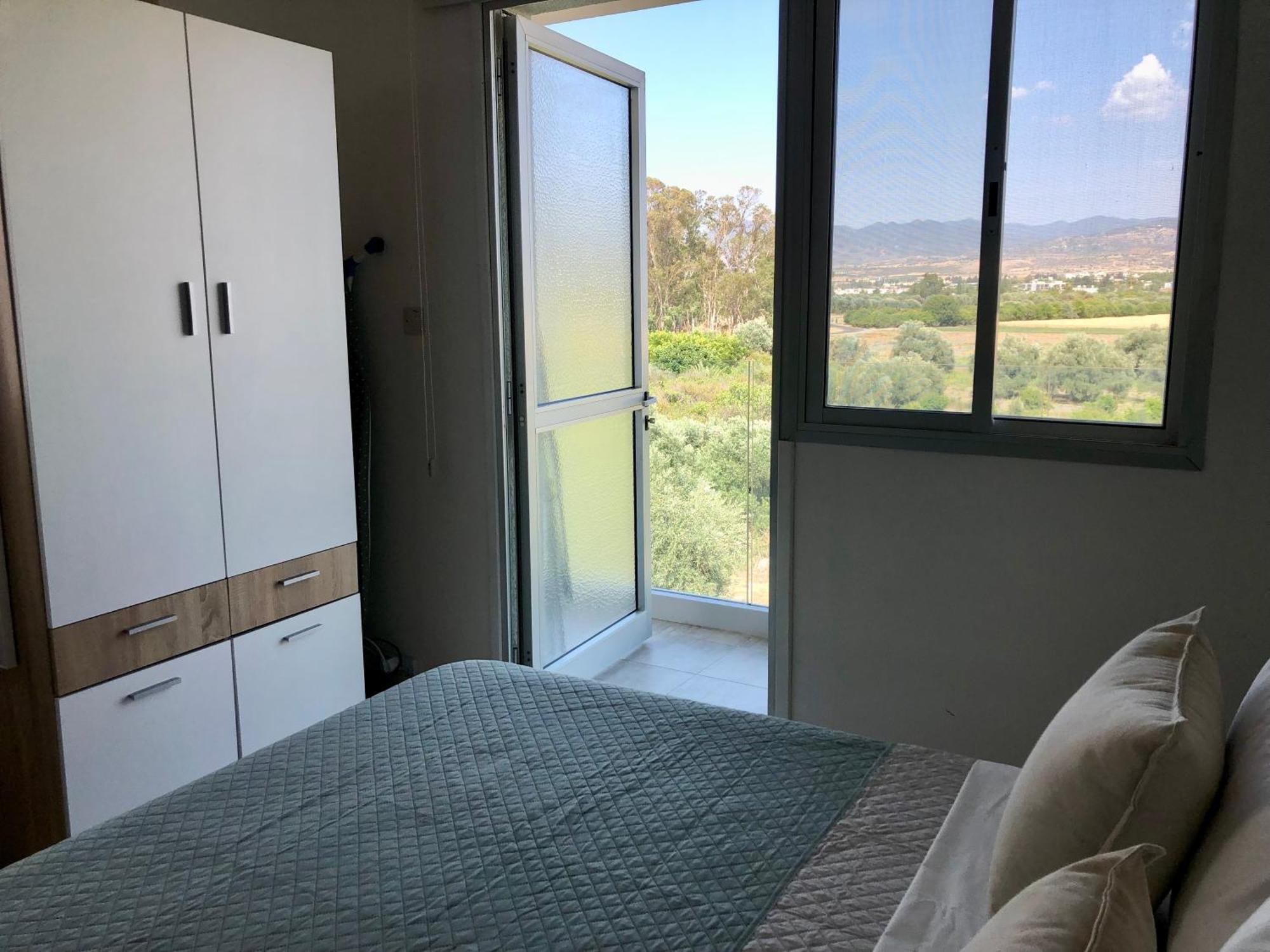 Apartment White House With Sea View And Parking *