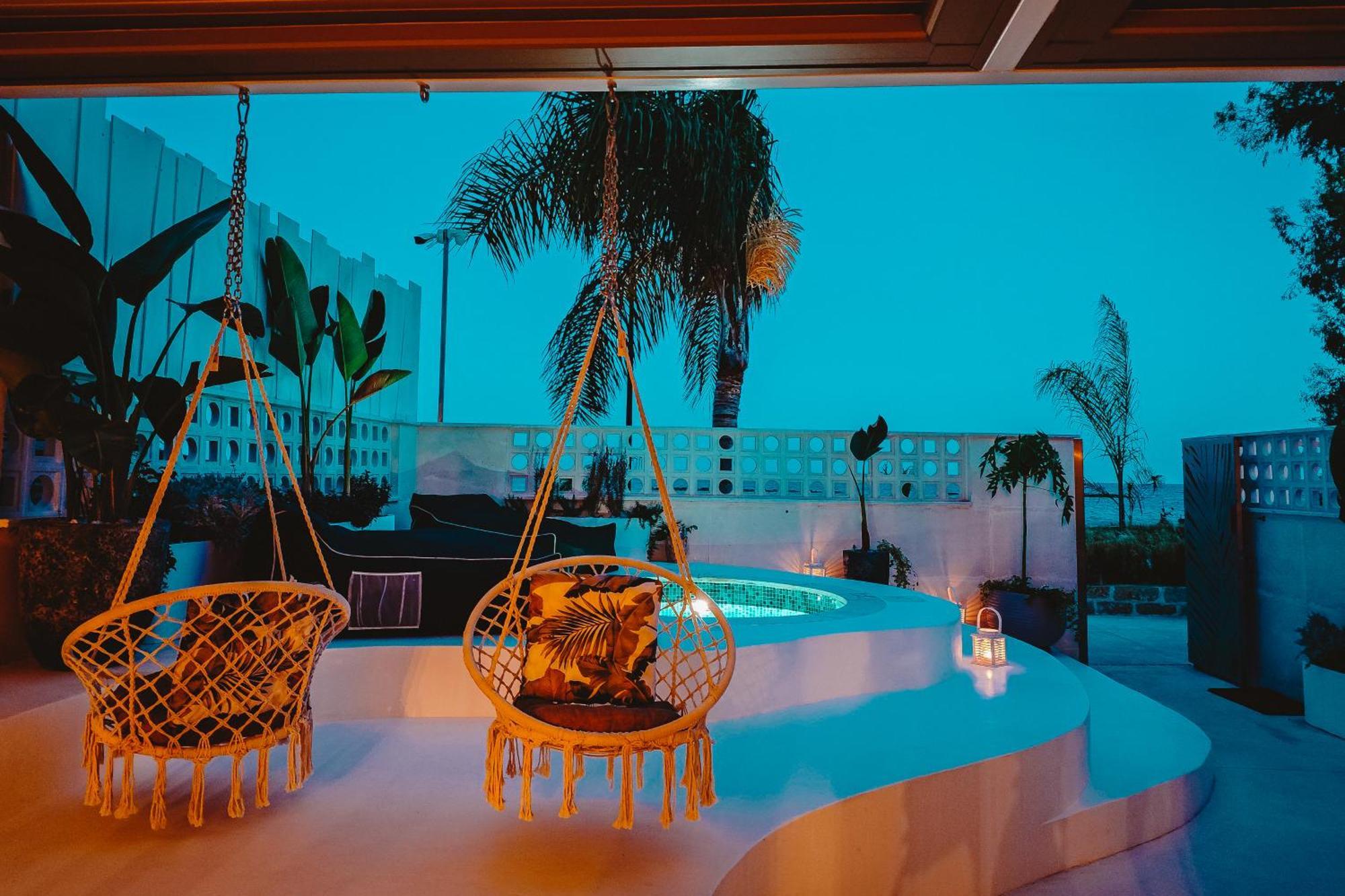 Q Coconuts Seaside Limassol