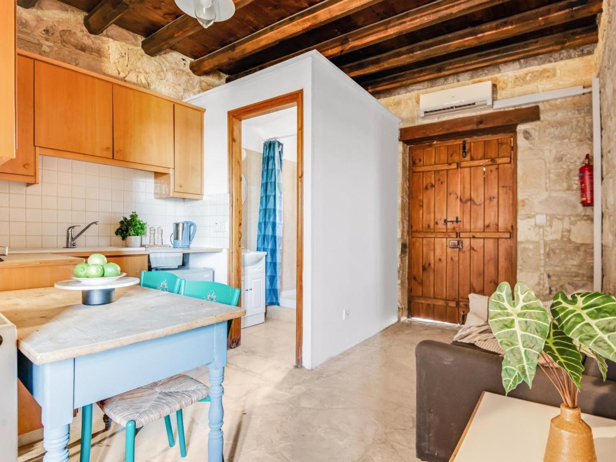 Cornaro House Arsos