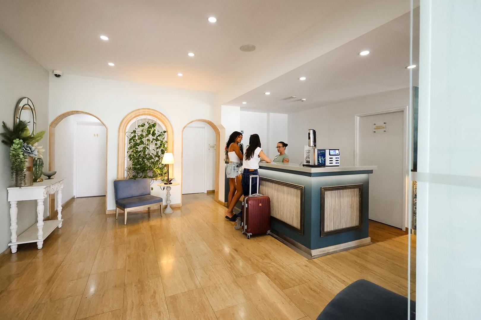 Hotel Mikes Kanarium 3*
