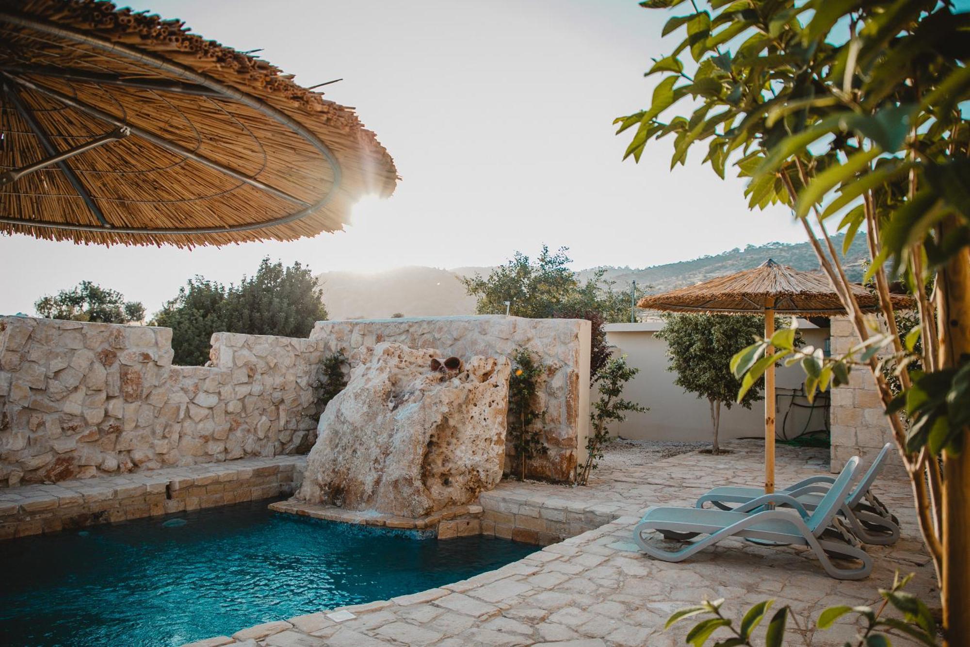 Kleos Noble Retreat - Stone-build & (adults Only) Apartment