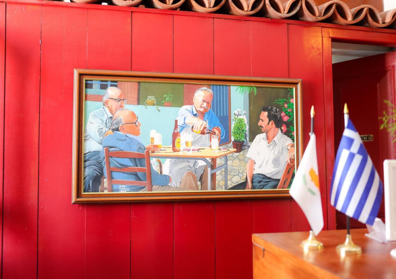 Kiniras Traditional & Restaurant Hotel 3*