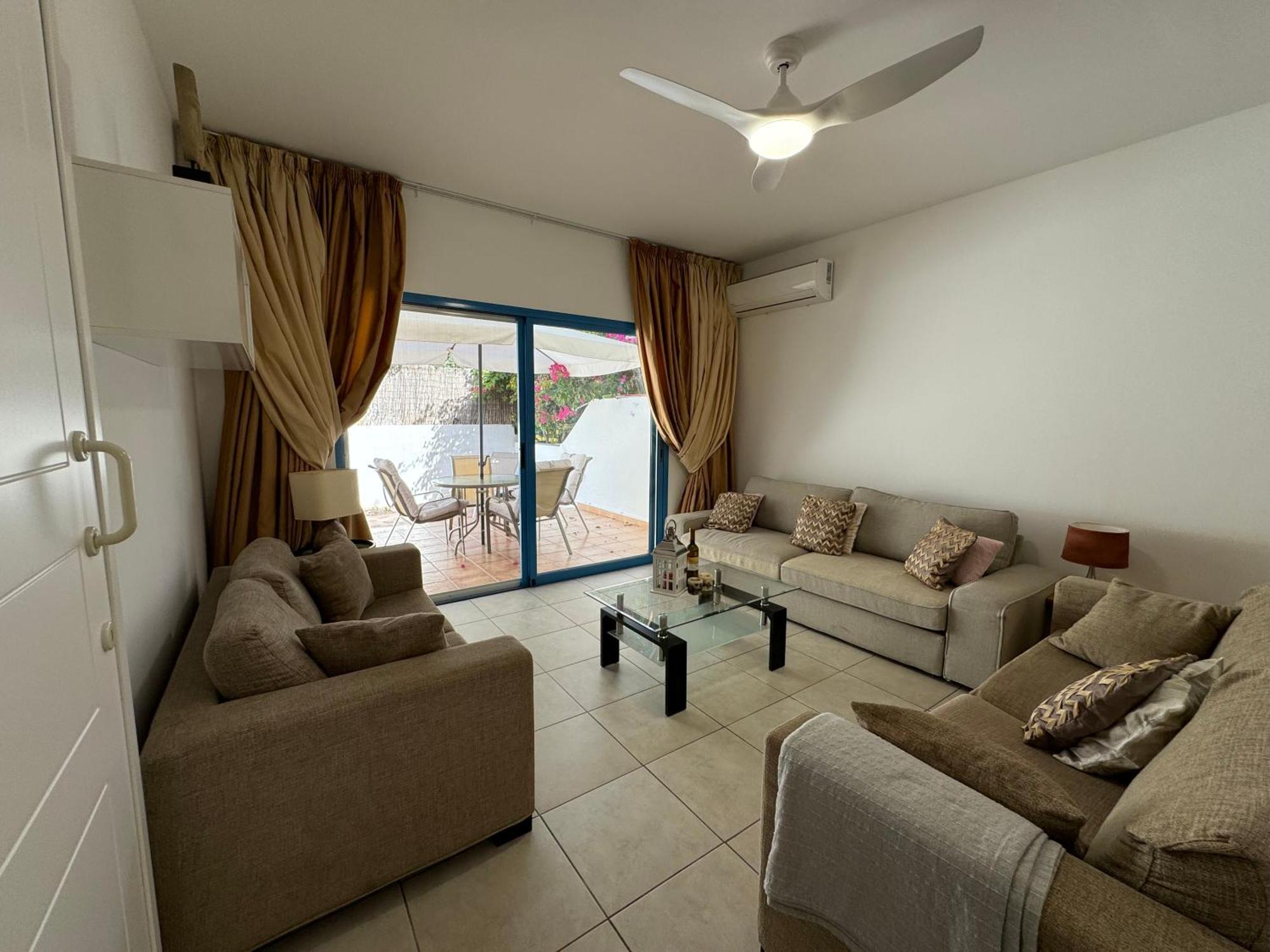 Cozy 2-bd Ap Near The Sea! *