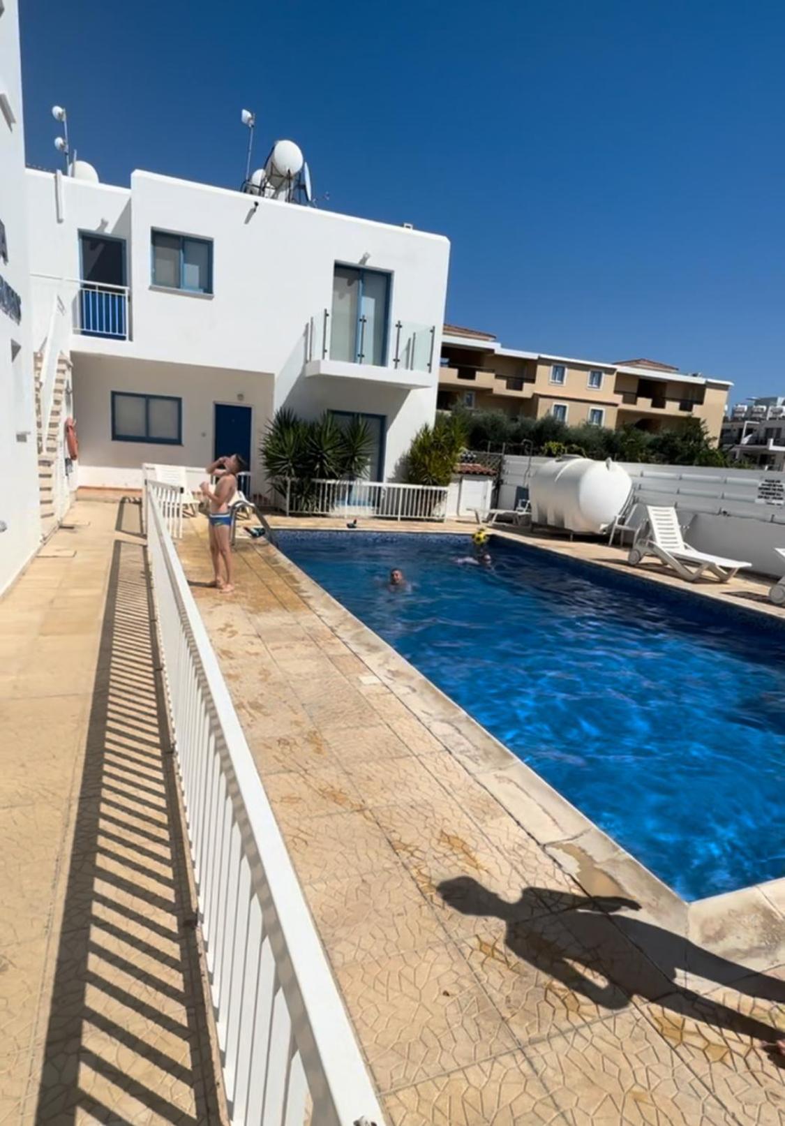 Cozy 2-bd Ap Near The Sea! *