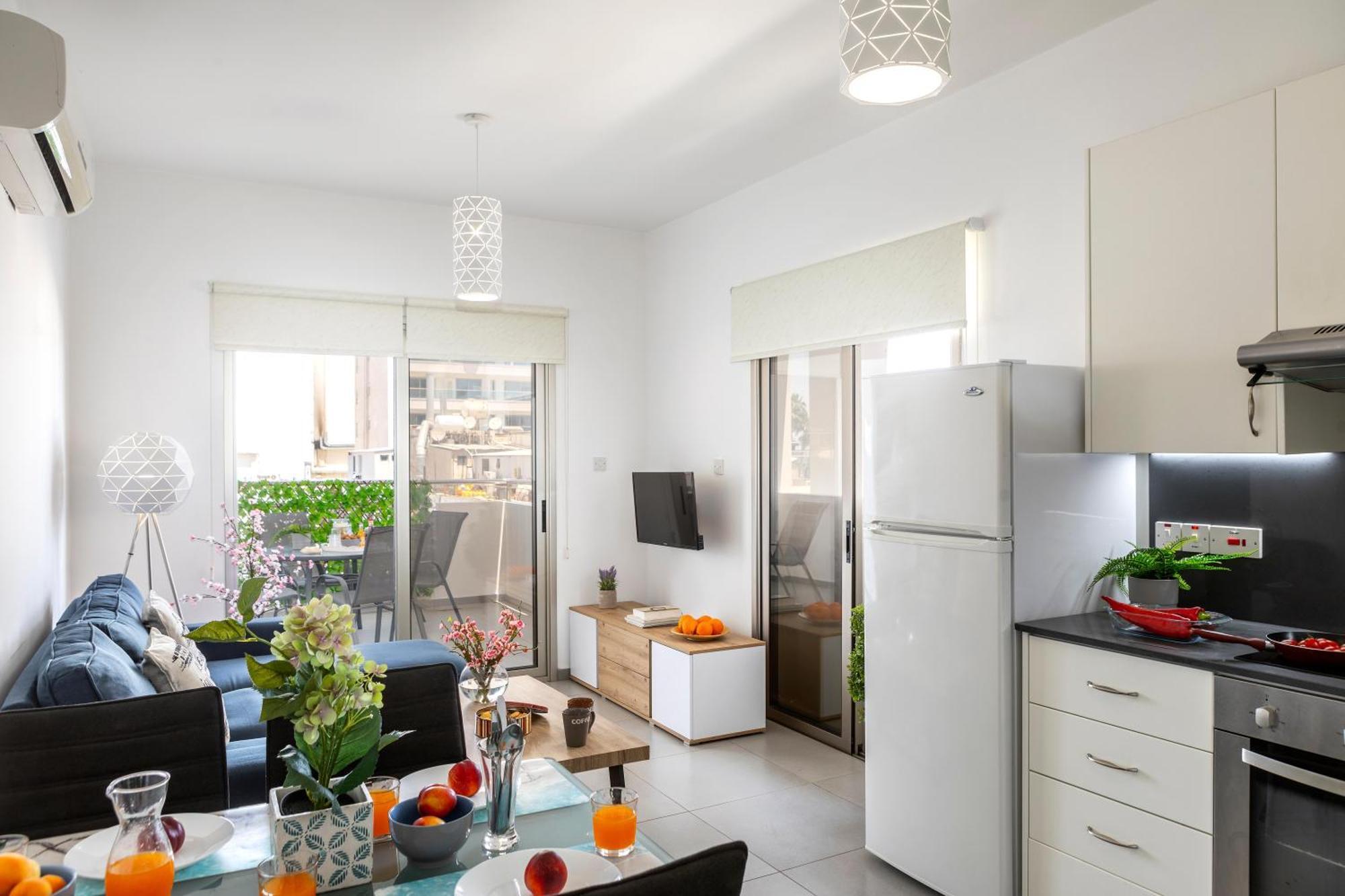 Airbnsea Centre Side Sea View
