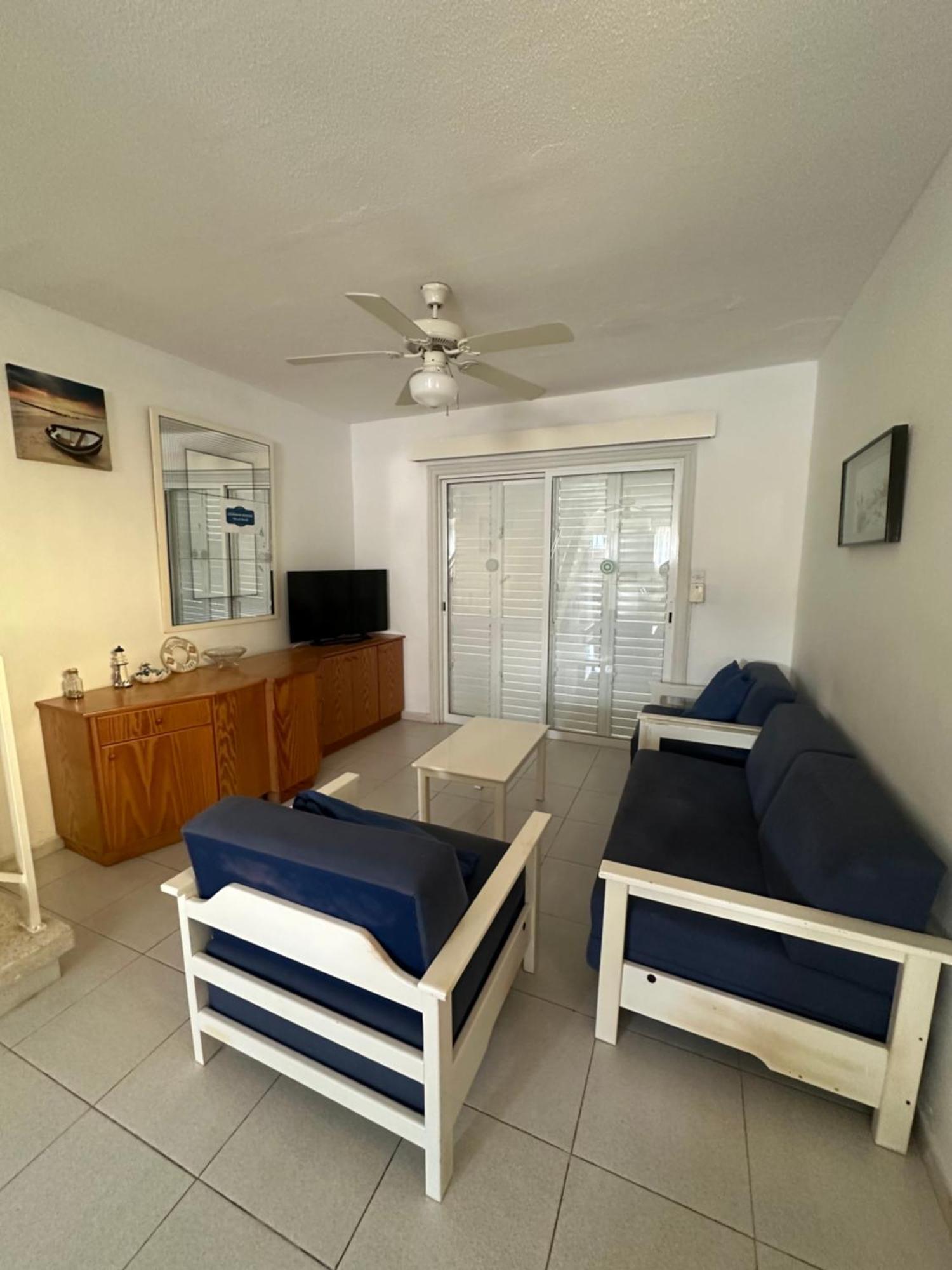 Villa Leonidas Seaside *