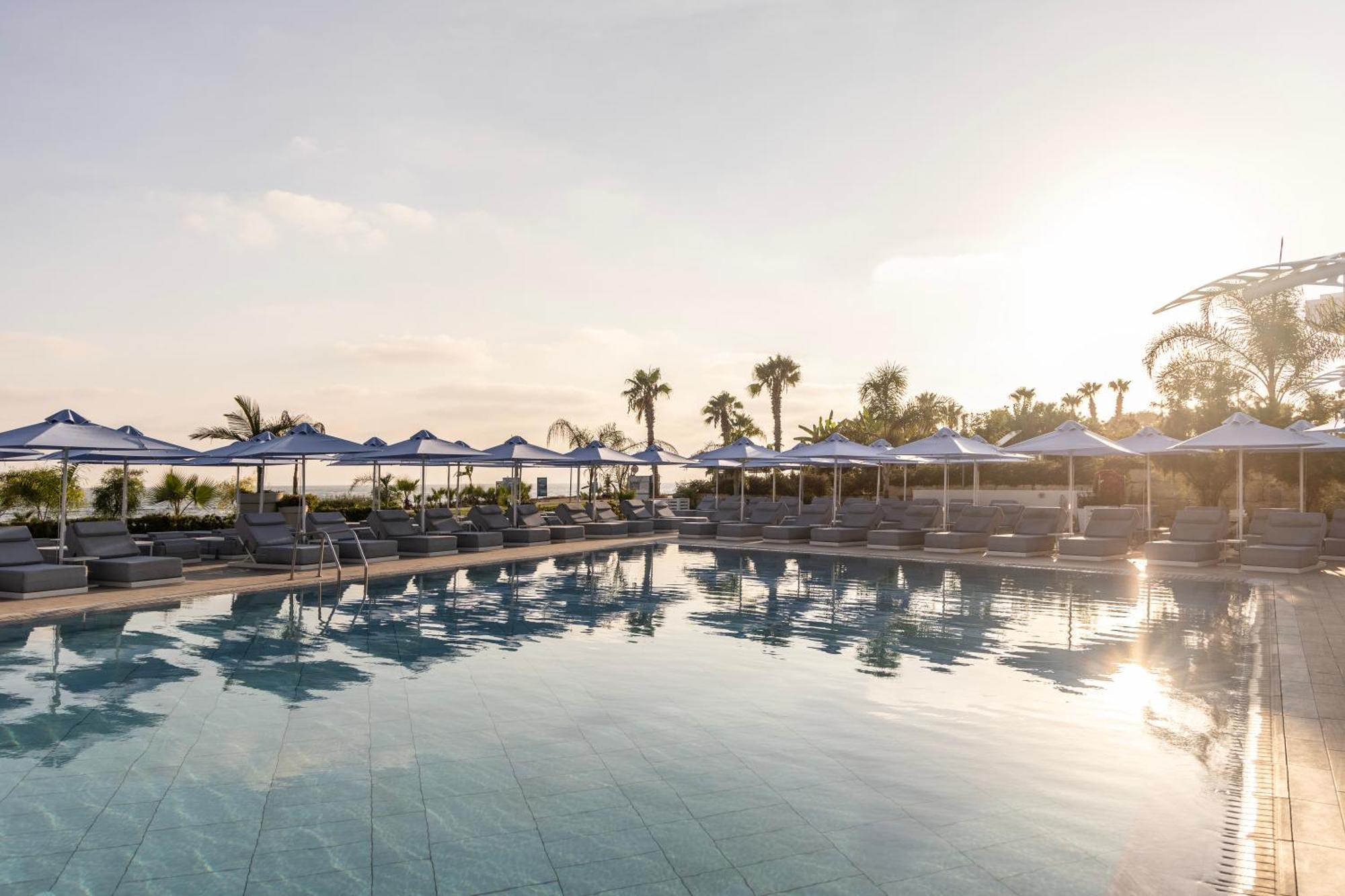 Ivi Mare - Designed For Adults By Louis