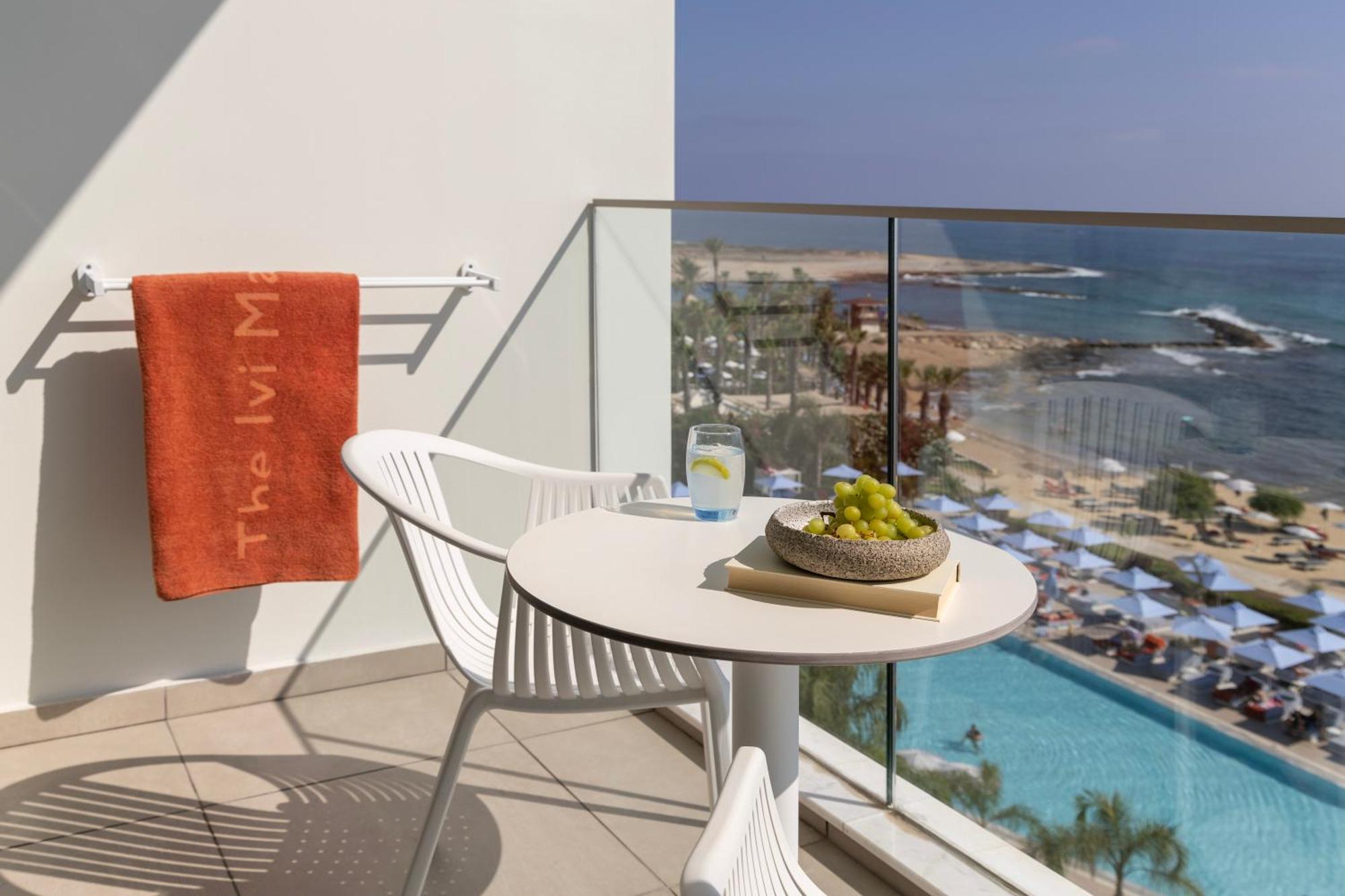 Ivi Mare - Designed For Adults By Louis 5* Geroskipou