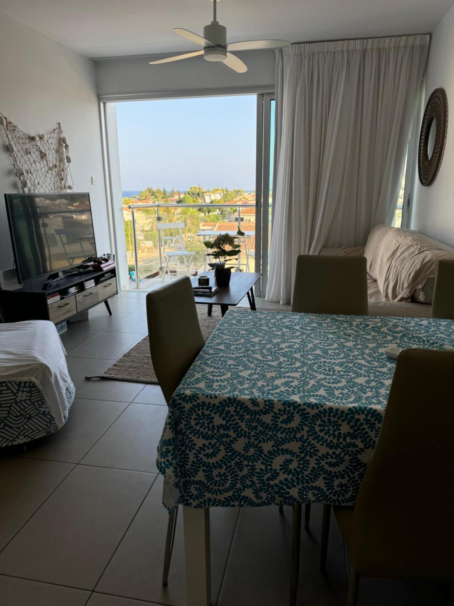 One-bedroom Apartment, 30m From The Apartment