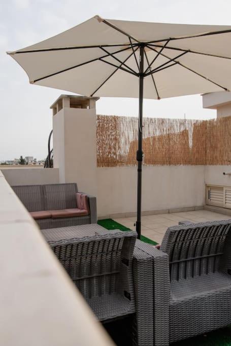 Apartment Authentic Cyprus With Rooftop Larnaca