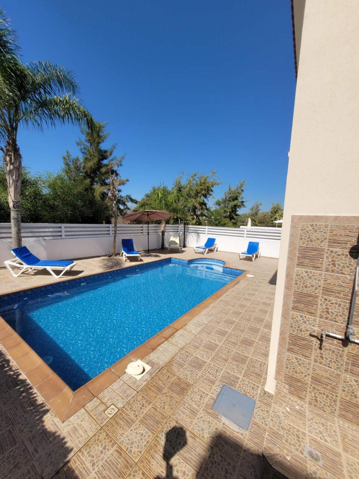 Marina Luxury - Pearl Ayia Napa